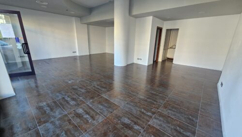 locale commerciale osimo