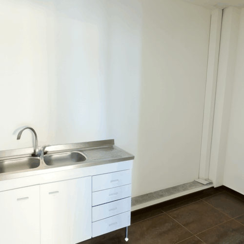 locale commerciale osimo